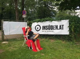 IMSÜDEN.AT-Marketingmann Daniel Pipal im neuen Arbeitssessel