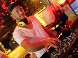 DJ HITsE in the House