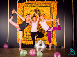 disco-yoga-122