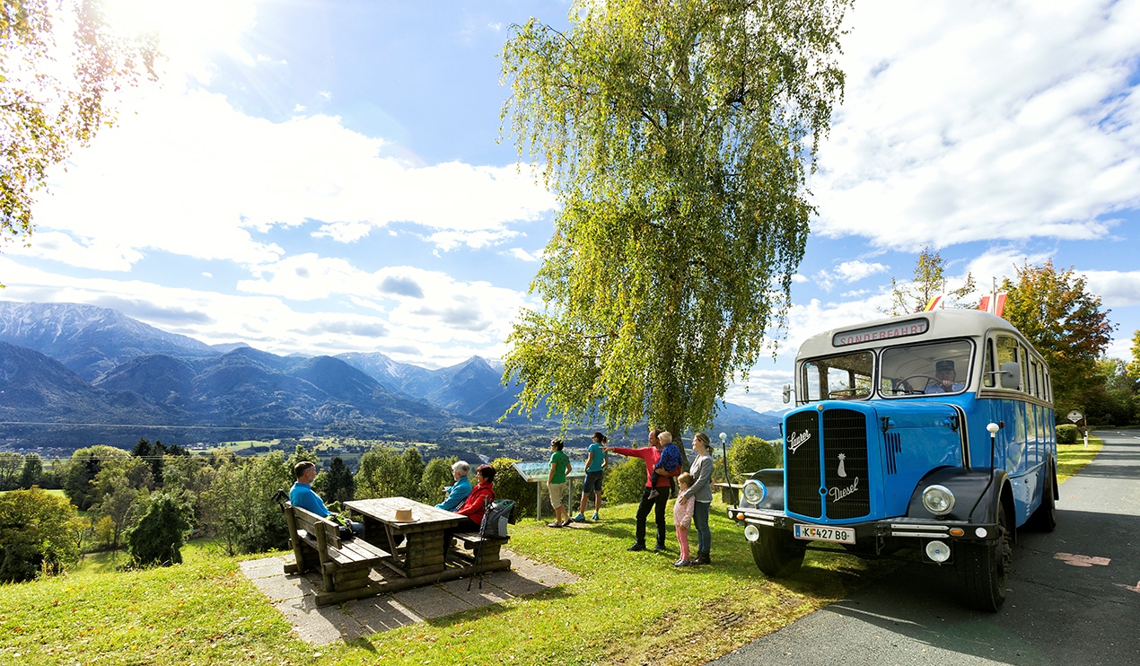 Nostalgiebus