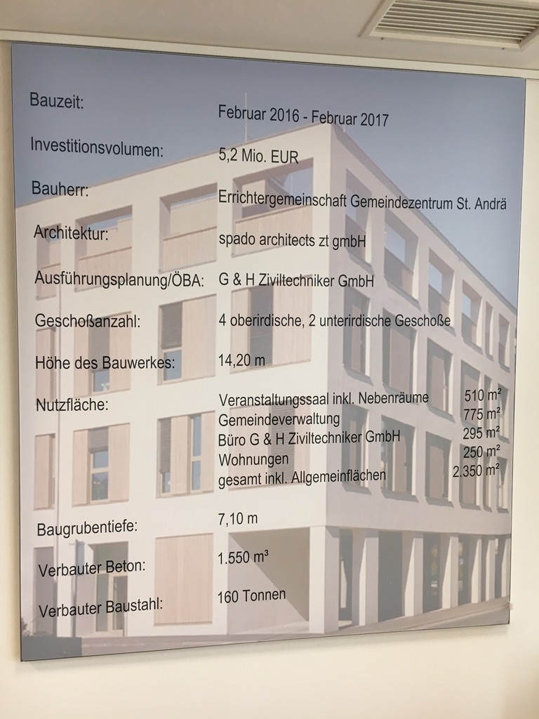 Rathaus St. Andraeimage006